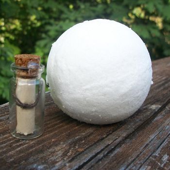 Hidden Message Bath Bomb