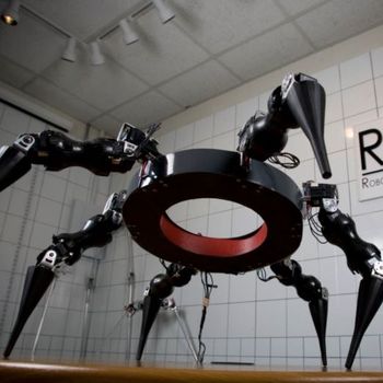 Minimally Actuated Serial Robot (MASR)