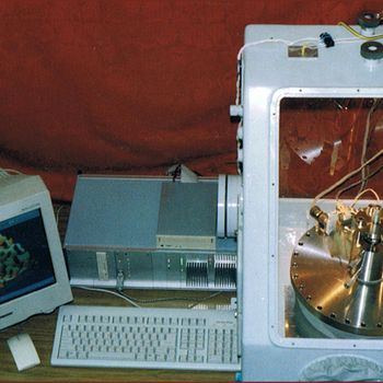 Scanning tunnelling spectroscopy