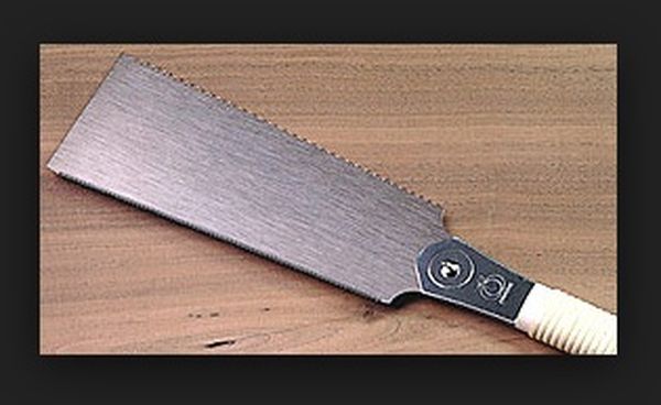 Japanese saw