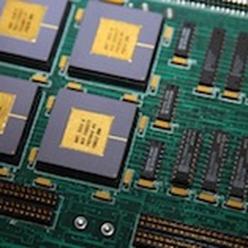 The use of thousands of microprocessors in a parallel processor computer