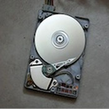 Magnetic seals