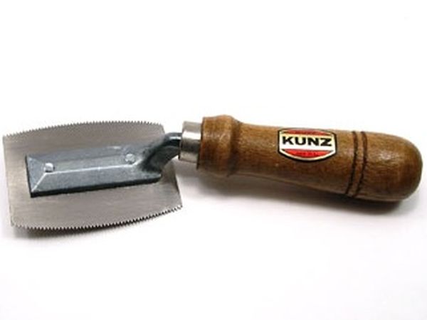 Veneer saw