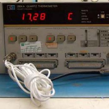 Quartz thermometer