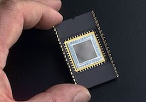 Charged coupled device (CCD) with micro-lenses which form on a surface
