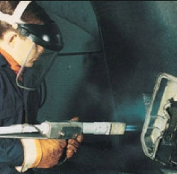 Centrifuge Cryogenic CO2 Pellet Blasting