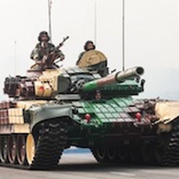 Explosive reactive armour