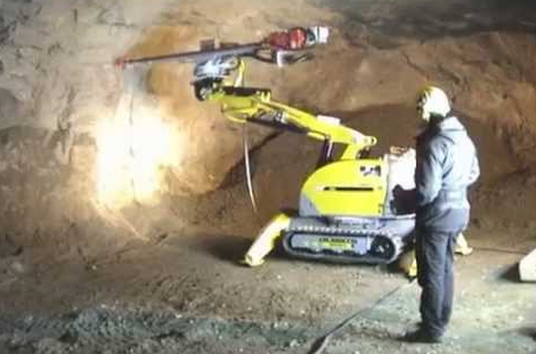 Brokk drill