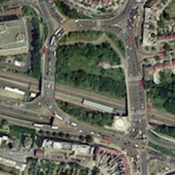 Traffic lights at complex road junctions