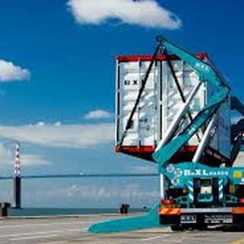 Side-lift crane